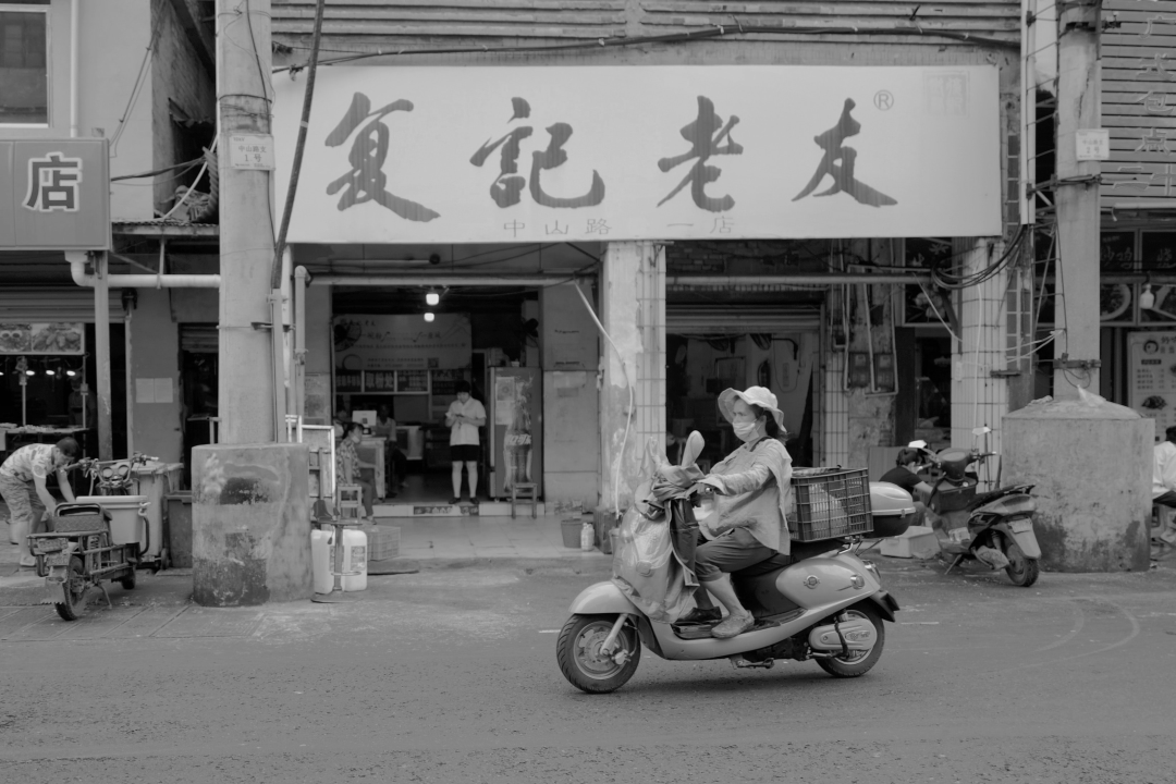 帮爷爷修复了一张30年前的老照片，看完后瞬间泪目 13